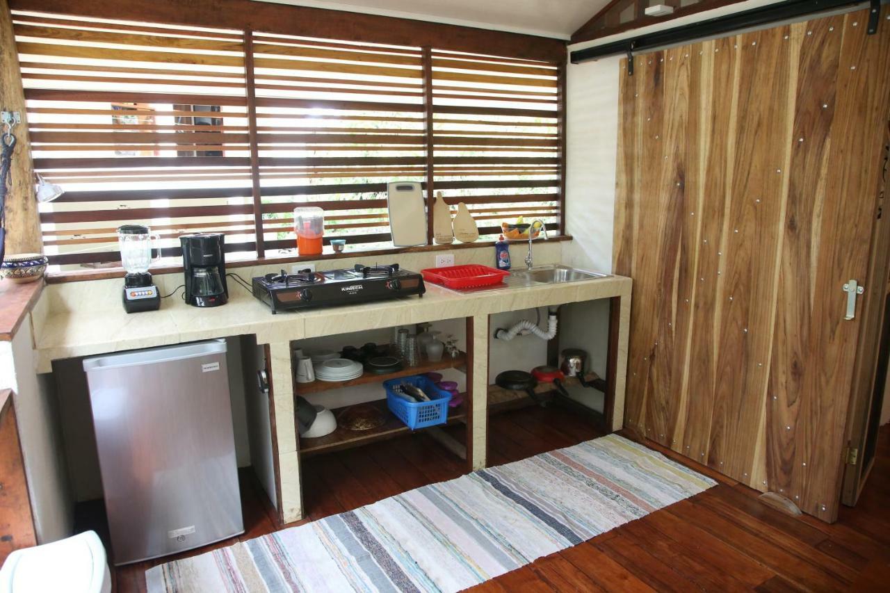 Green Corner Cahuita Exterior foto